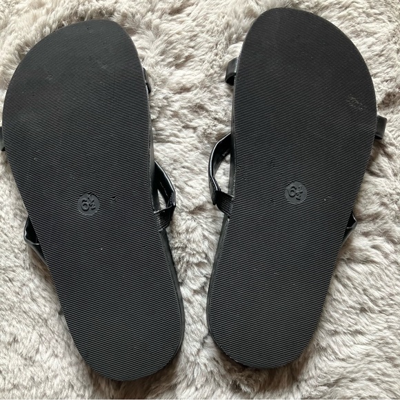 Like new classic simple black strapped sandals by A New Day size 6.5 - Picture 5 of 6